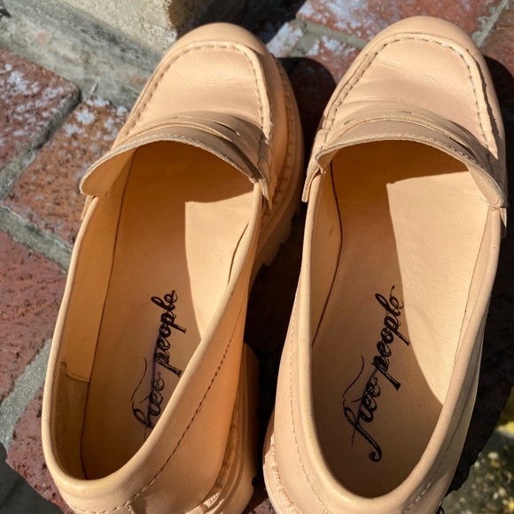 Free People Loafers size 8 - Picture 5 of 5